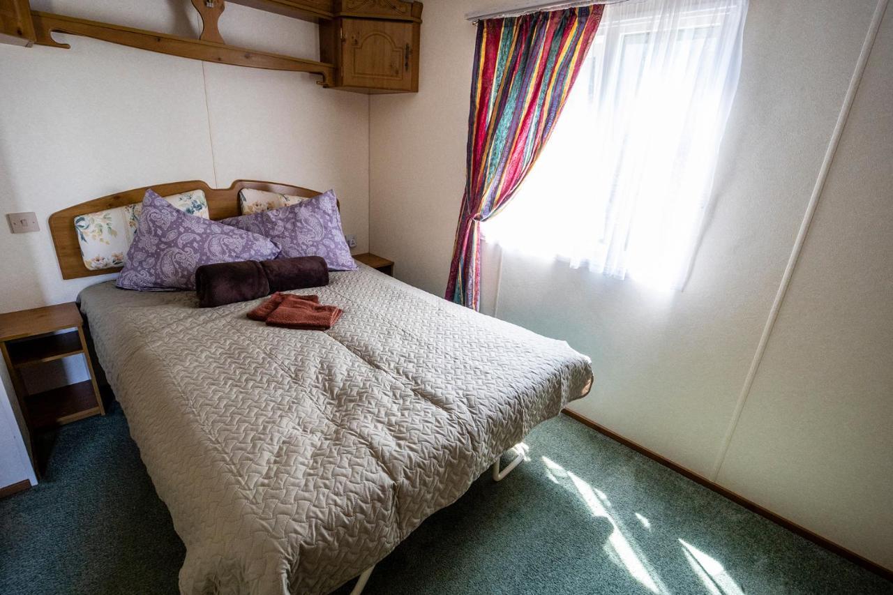 Dveseles Veldzes Darzs Hotel Ziemupe Luaran gambar